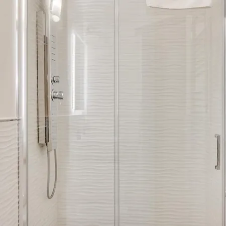 Guesthost - Palazzo Pitti With Terrace