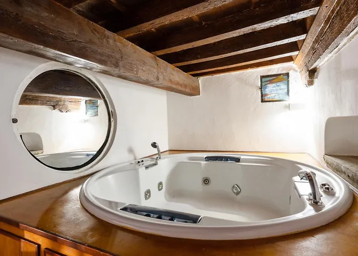 Guesthost - Palazzo Pitti With Terrace * 佛罗伦萨