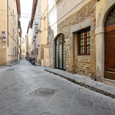 Apartment Palazzo Pitti With Terrace *